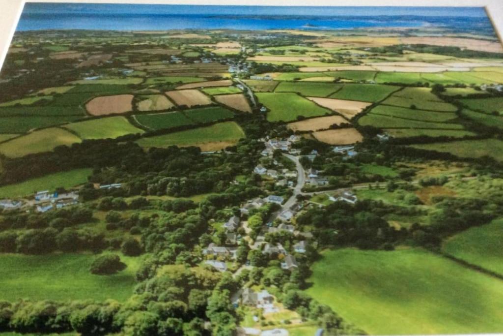 Lovely Cornish Cottage In Small Village Setting Saint Hilary  Exterior foto